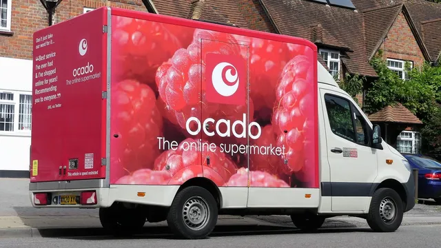 Ocado faces crisis with massive job cuts and emerging losses