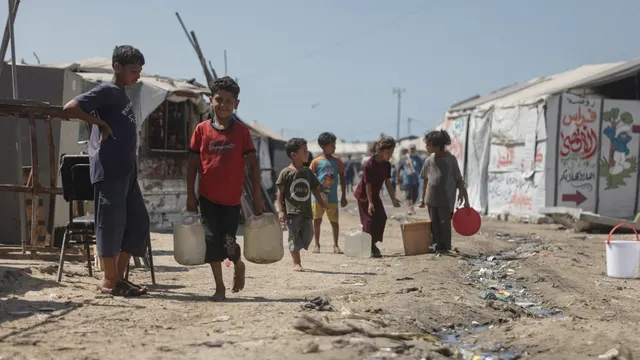 UN reports Gaza's economy has collapsed, with 92 percent of businesses destroyed