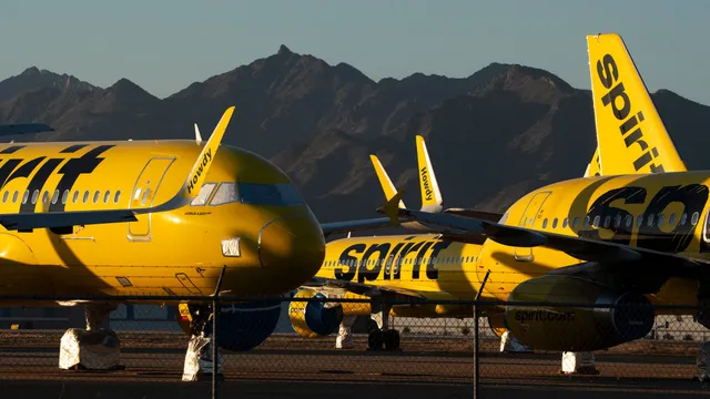 Spirit Airlines workers sue for unpaid wages and benefits after layoffs