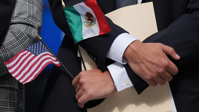 Hispanic surnames create bureaucratic challenges in the US