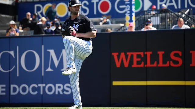 Yankees option Luis Gil amid roster decisions