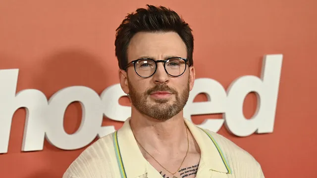 Chris Evans celebrates mother’s birthday over Cannes Film Festival