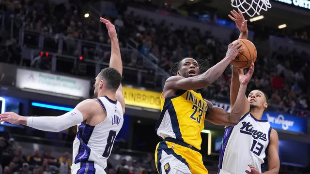 Pacers overcome 16-point deficit to defeat Kings 111-109