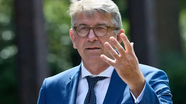 Germany's culture minister Wolfram Weimer urges SPD to block left-wing coalition in Berlin