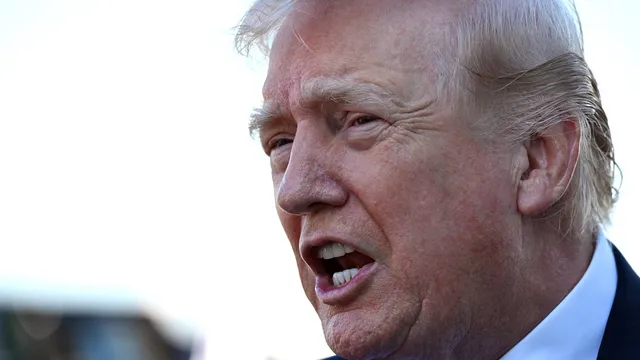 Trump blocks TSA funding deal during government shutdown