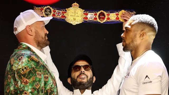 Anthony Joshua gives up over 10 million pounds to keep Tyson Fury fight in Britain