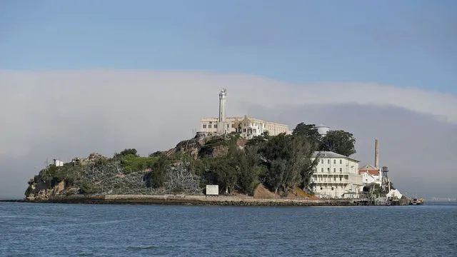 Trump seeks $152 million to revive Alcatraz prison
