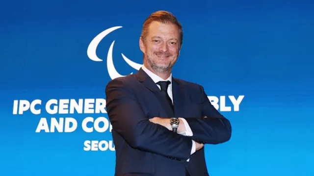 Andrews Parsons visits Cuba to boost sports