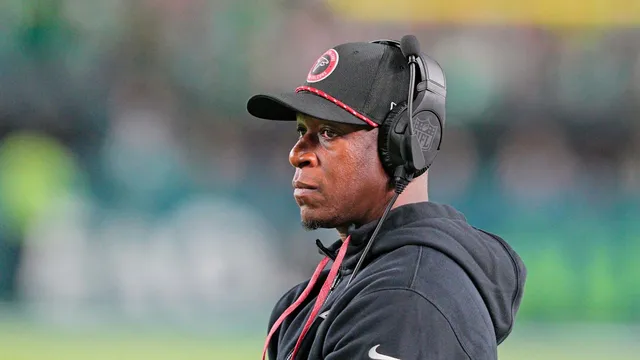 Falcons' Raheem Morris Avoids No-Call Talk After Chiefs Loss