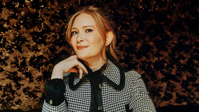 Sarah J. Maas reveals exciting new releases for ACOTAR fans