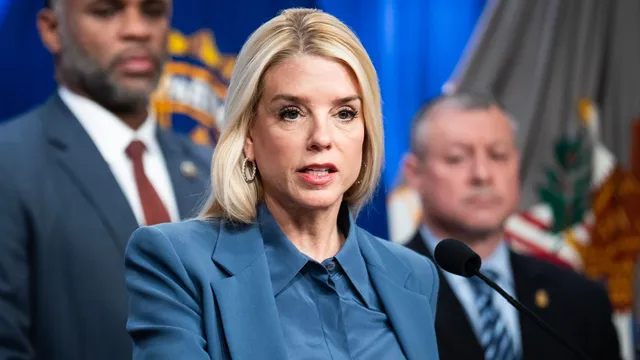 FBI arrests four in massive planned Los Angeles bombing plot