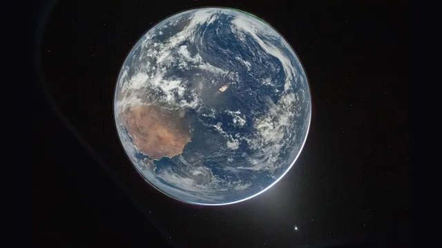 Astronaut captures stunning moonlit image of Earth during Artemis II mission