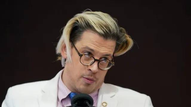 Milo Yiannopoulos arrested by ICE for visa overstay