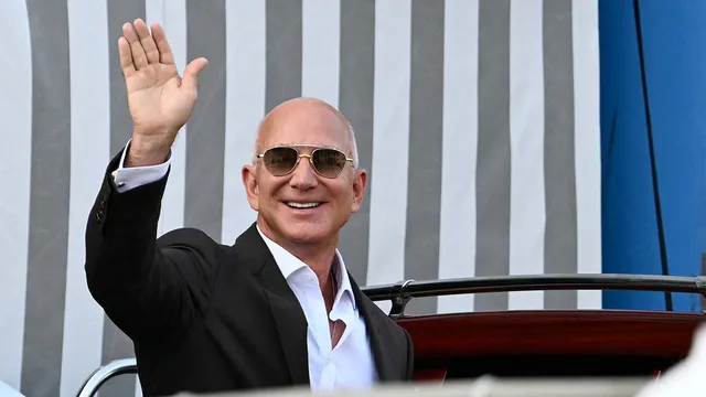 Jeff Bezos prioritizes survival over saving The Washington Post, says ex-staffer