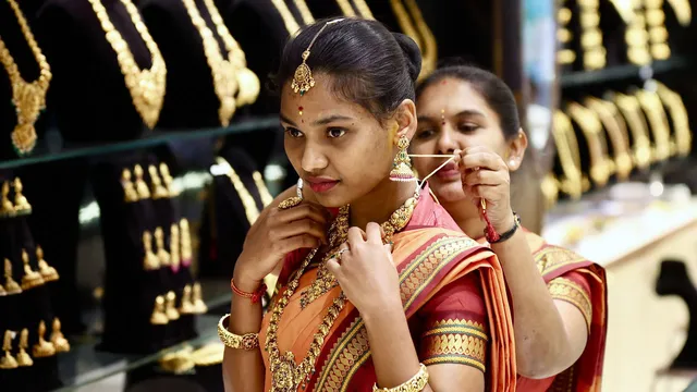 Gold prices soar amid Trump's sweeping tariffs announcement