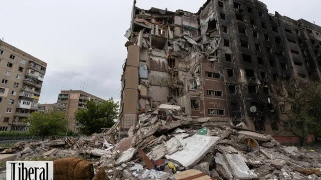 Russian guided bomb hits apartment building in Kharkiv, Ukraine, injuring 22 people