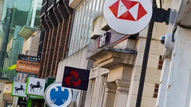 Bank CEOs meet with Rachel Reeves in Downing Street amid tax concerns