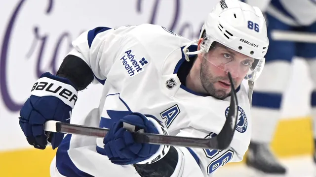 Nikita Kucherov leads Lightning to potential Hart Trophy recognition