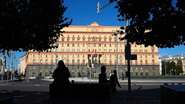 Russia detains Swedish man accused of planning attacks for Ukraine and Japanese journalist on espionage charges