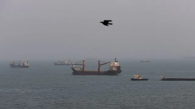 Pakistan confirms deaths of nationals in Houthi attack on commercial vessel