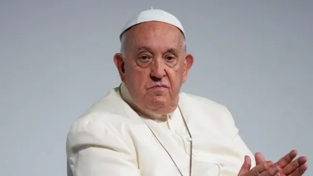 Pope Francis Prays for Hiroshima and Nagasaki Victims