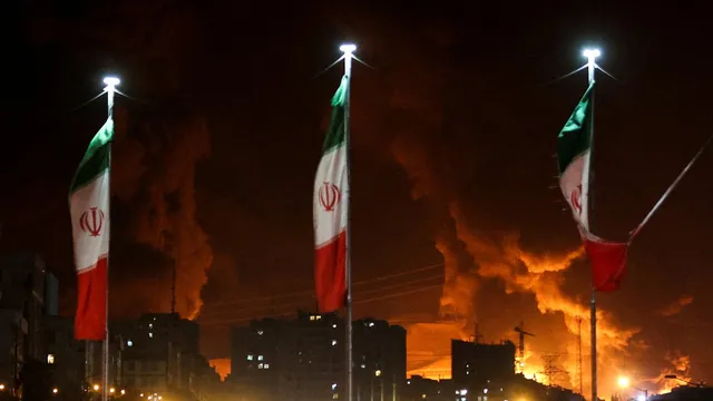 Iran-Israel conflict reaches dangerous levels, warns Jack Straw