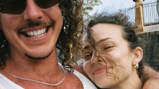 Abbie Chatfield's boyfriend meets family and sparks controversy