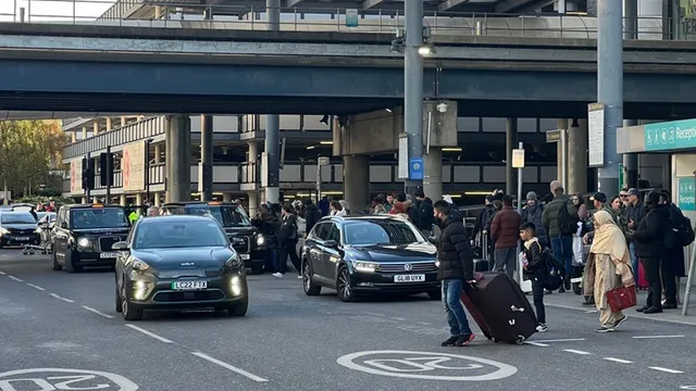 Gatwick airport drops bombshell with £10 drop-off fee hike