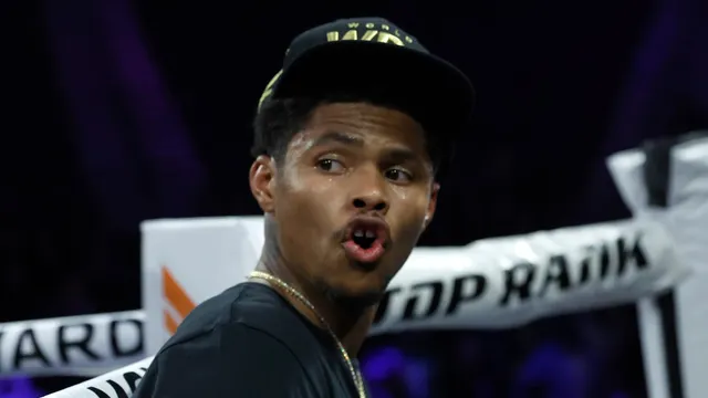 Shakur Stevenson dethrones Teofimo Lopez to become four-weight world champion