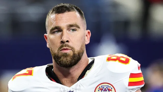 Man arrested for trespassing while trying to serve subpoena to Taylor Swift