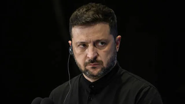 Andriy Yermak's office raided amid corruption investigation