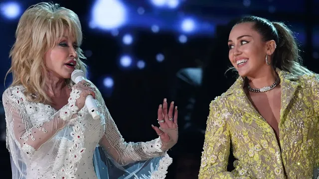 Miley Cyrus says Dolly Parton's final advice was to control emotions during performances