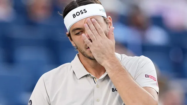 Debate Over Electronic Line Calling in Tennis