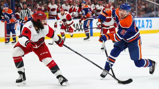Connor McDavid's late goal lifts Edmonton Oilers to 6-5 win over Carolina Hurricanes