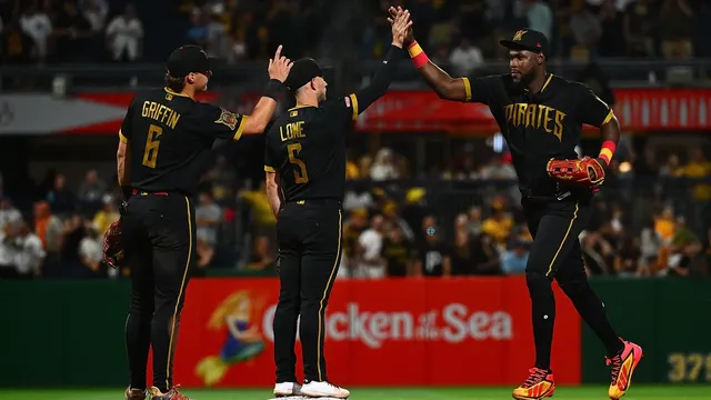 Pittsburgh Pirates beat Kansas City Royals 8-5 as rookie Konnor Griffin gets four hits