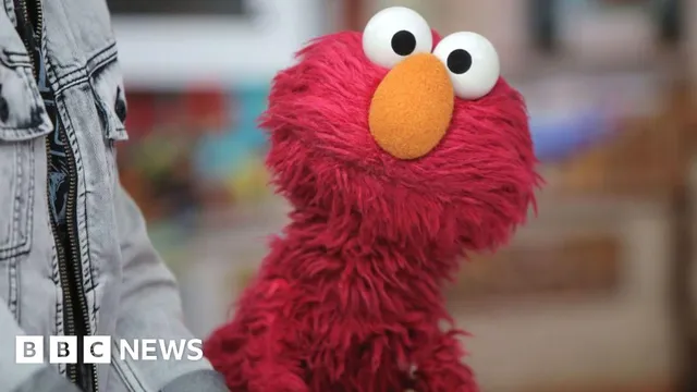 Elmo sparks outrage by wishing both Knicks and Spurs well in NBA Finals