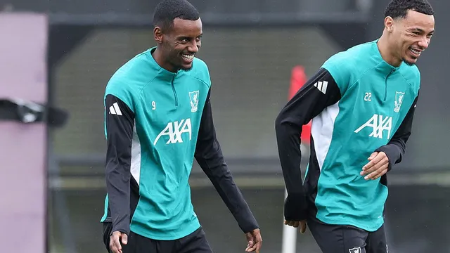 Alexander Isak struggles to find form at Liverpool