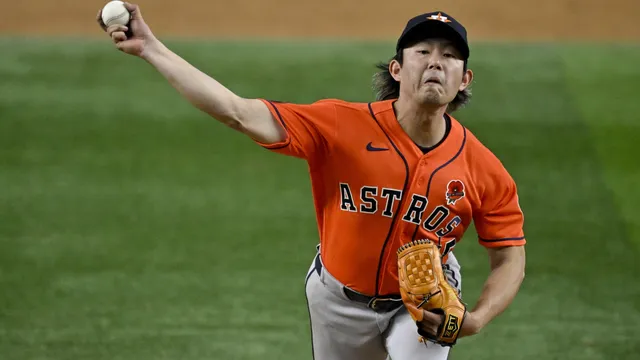 Alimber Santa makes history as first pitcher to finish no-hitter in MLB debut