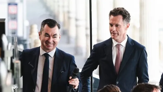 Chris Minns and Steve McMahon's 20-year connection raises eyebrows in scandal