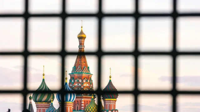 European leaders stand firm against lifting sanctions on Russia