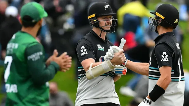 New Zealand bowlers dominate in first T20 against Pakistan