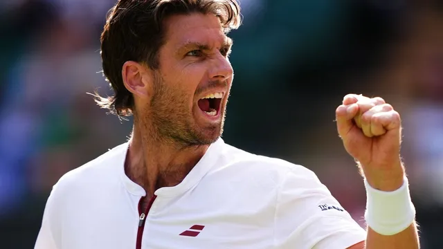 Cameron Norrie defeats Mattia Bellucci at Wimbledon to advance