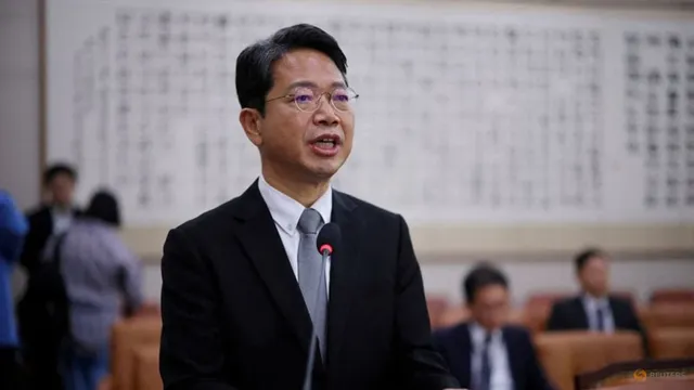South Korean Justice Minister Nominee Kim Seung-won Withdraws Amid Approval Slump