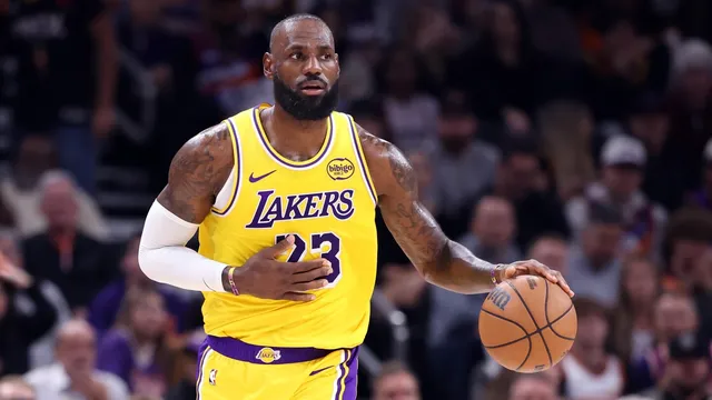 Cade Cunningham shines as Detroit Pistons face LA Lakers in a key matchup