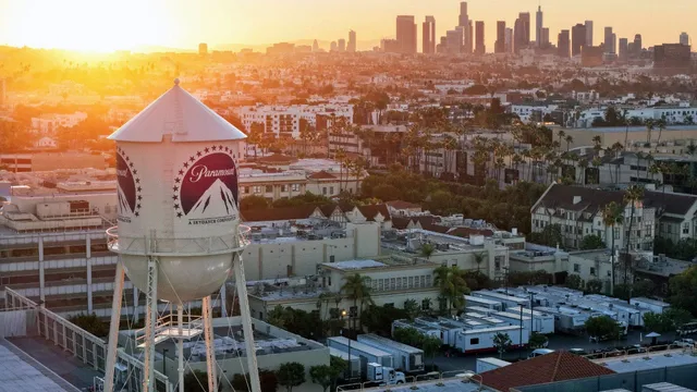 Paramount makes $30 per share cash offer to acquire Warner Bros. Discovery