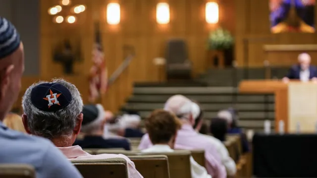Two young people arrested for planning attack on Houston synagogue