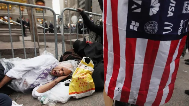 United States fails to provide fair income and dignified work for its citizens