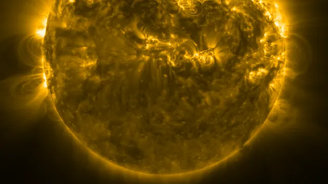 Solar Orbiter reveals sun's south pole for the first time