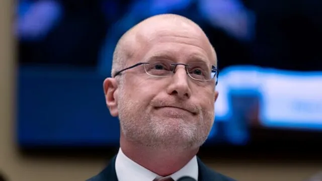 US FCC Commissioner Urges Rejection of AI Political Robocall Petition by Club for Growth