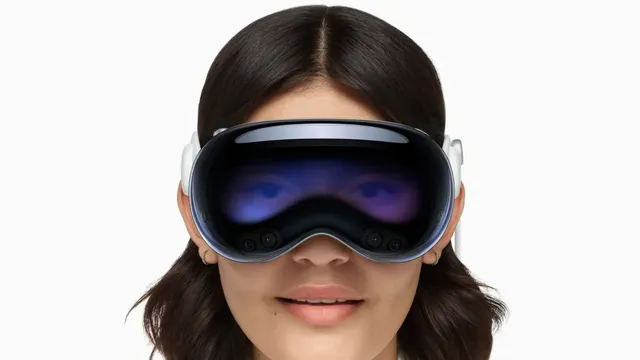 Apple cuts over 200 jobs from Siri and Vision Pro teams